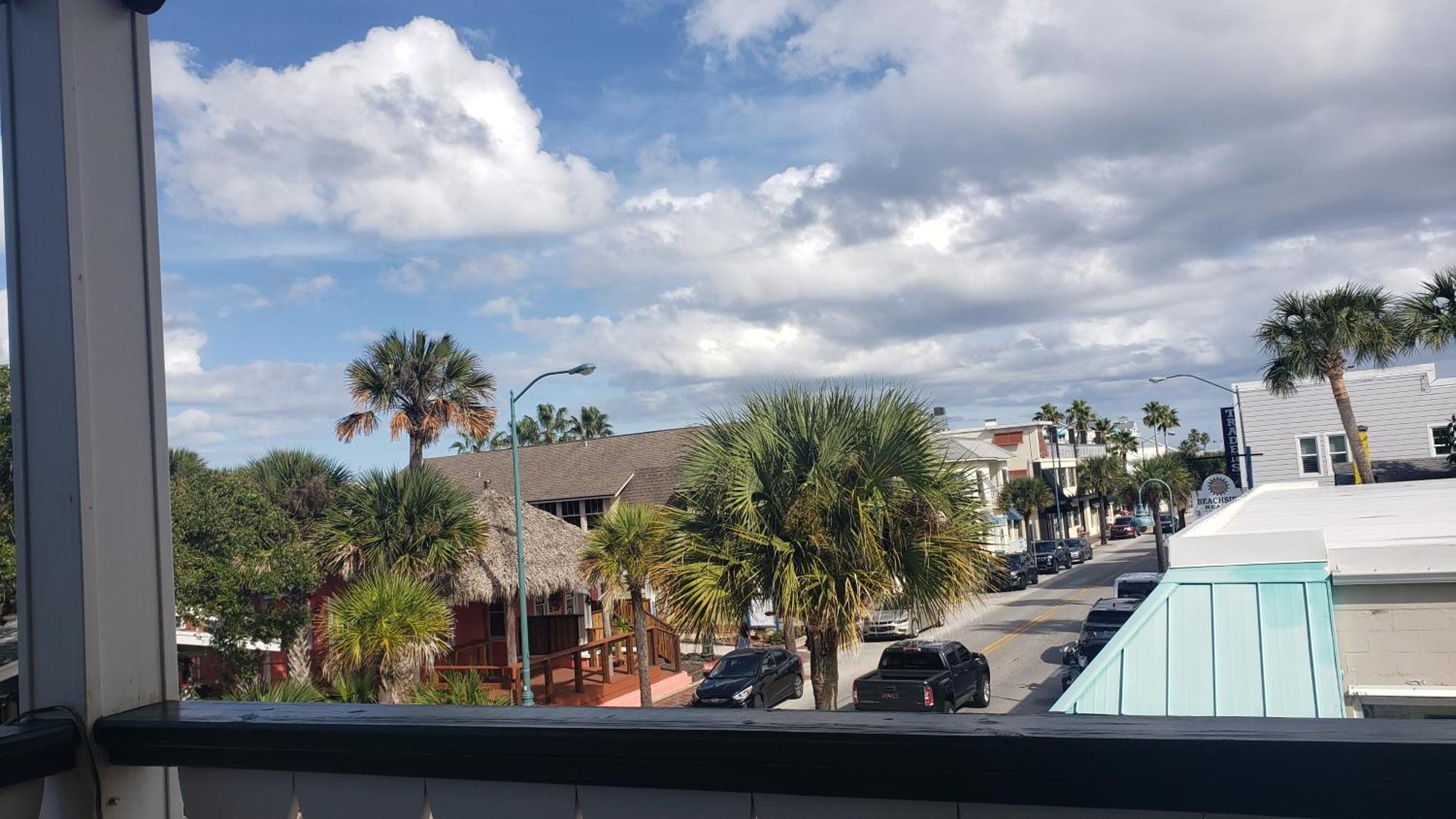 Inn On The Avenue New Smyrna Beach Bagian luar foto