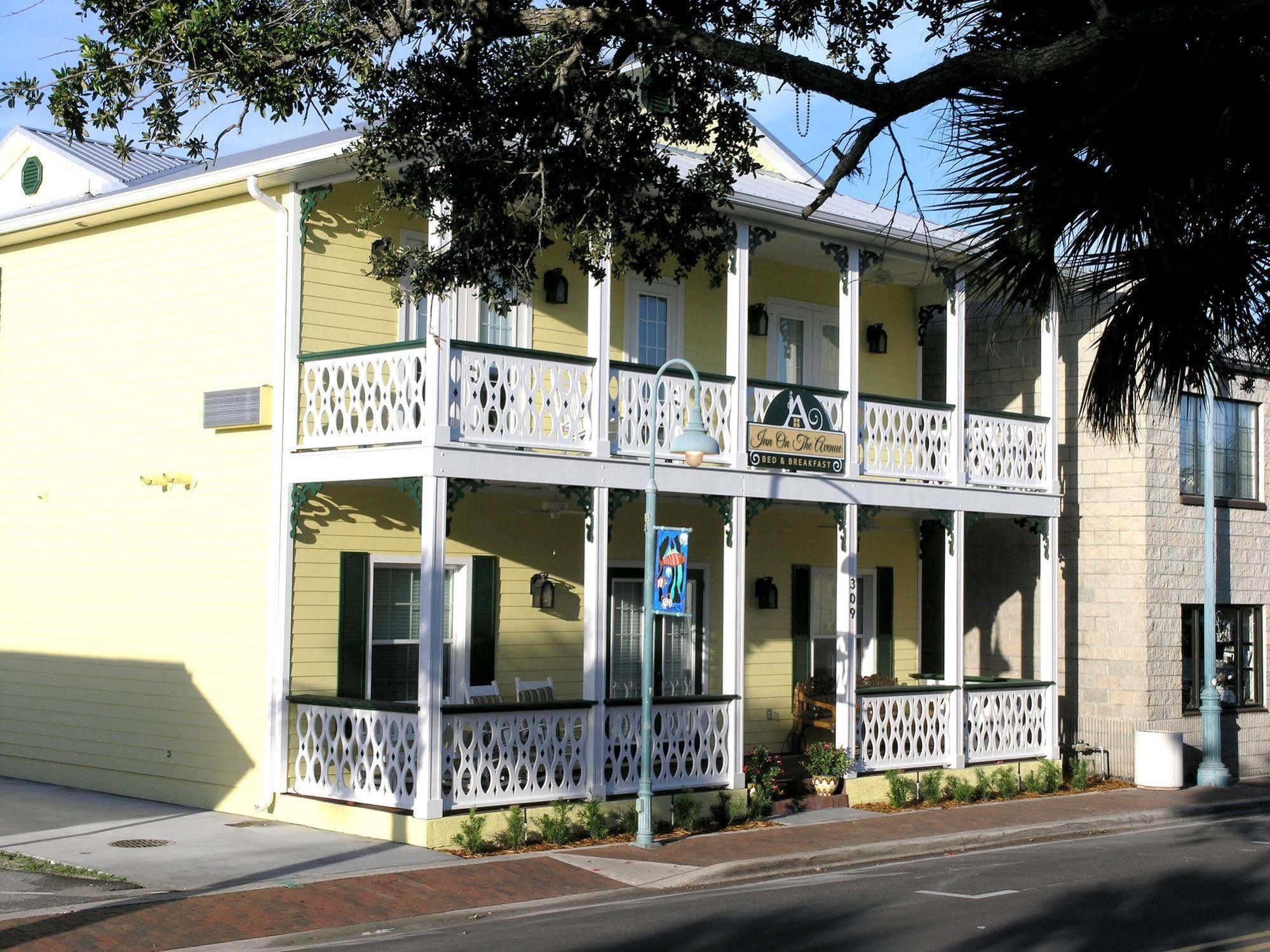 Inn On The Avenue New Smyrna Beach Bagian luar foto